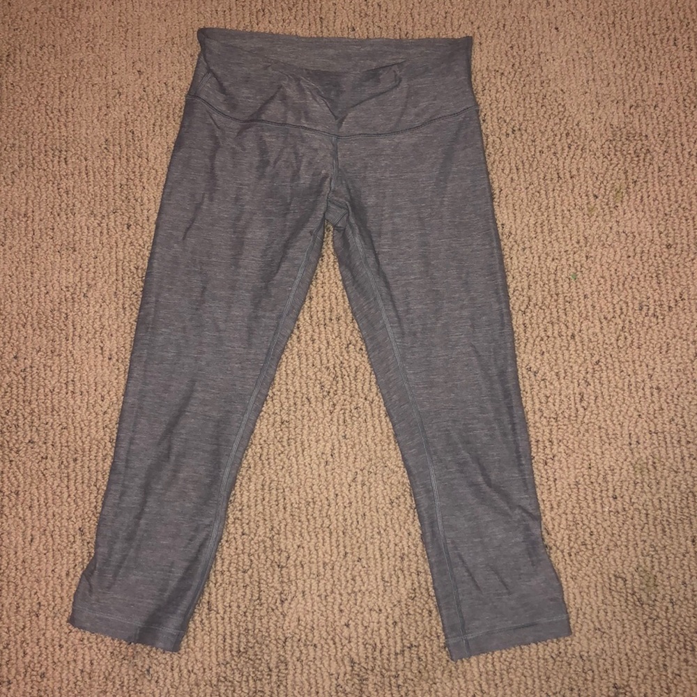 Gray lululemons